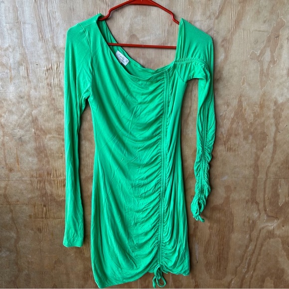 Camila Coelho Green Lena Mini Dress Asymmetrical Ruched Long Sleeve Dress - Picture 10 of 11